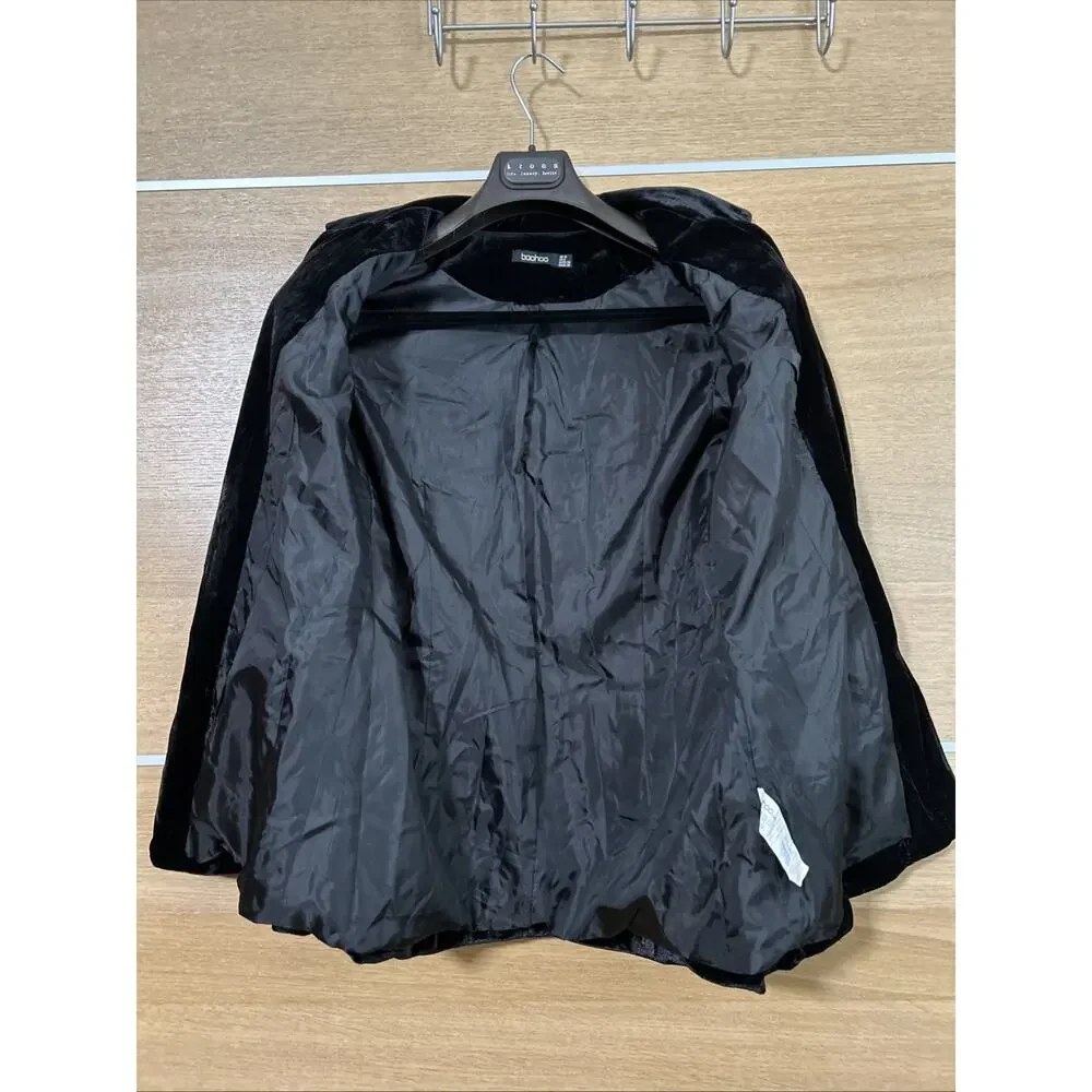 Boohoo Women’s Sz 6 Black Silky Velvet 2 Button Fully Lined Blazer lightweight - Picture 4 of 5